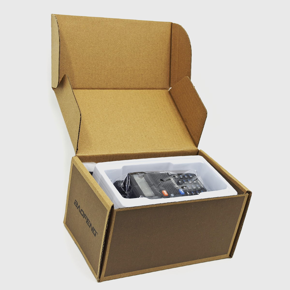 BAOFENG VISOKODOMETNI DIGITALNI VOKI TOKI UV-5R