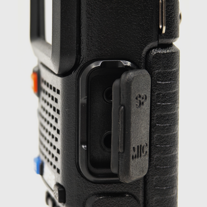 BAOFENG VISOKODOMETNI DIGITALNI VOKI TOKI UV-5R
